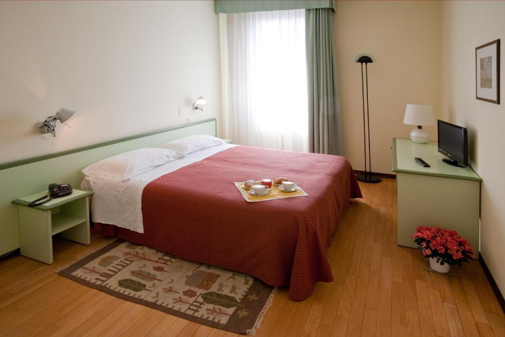 Hotel Valbrenta Limena Bagian luar foto