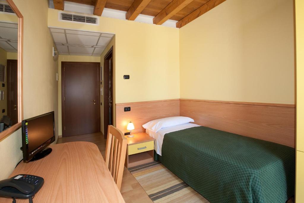 Hotel Valbrenta Limena Ruang foto